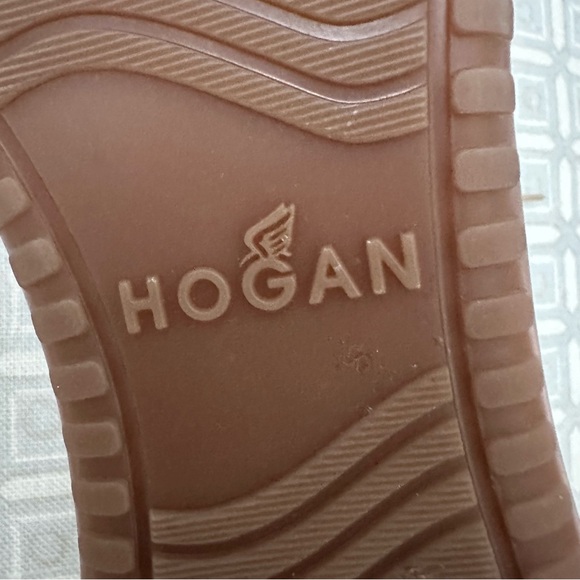Hogan Sneakers - Picture 8 of 10